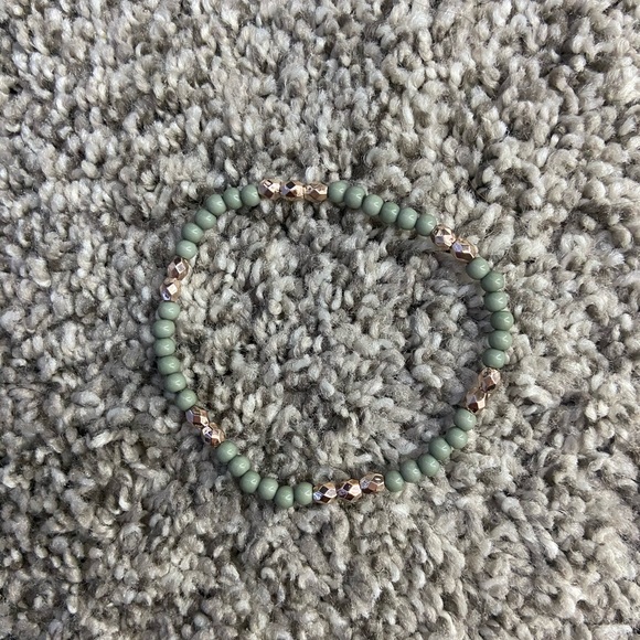 Jewelry Set - Picture 5 of 8